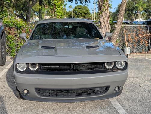2018 Dodge Challenger SXT