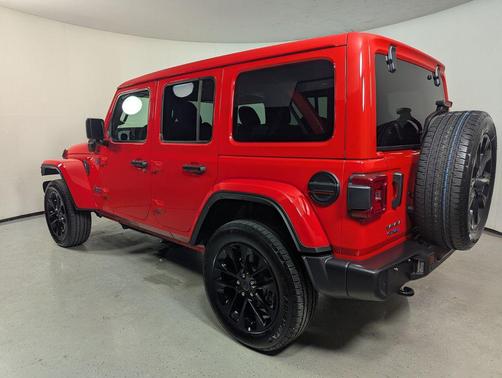 2025 Jeep Wrangler 4xe Sahara