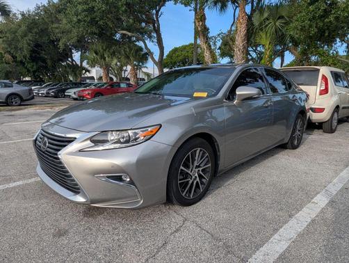 Atomic Silver 2017 Lexus ES 350 Base
