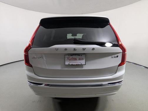 2024 Volvo XC90 B5 Core Bright Theme