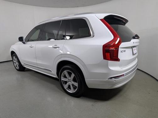 2024 Volvo XC90 B5 Core Bright Theme
