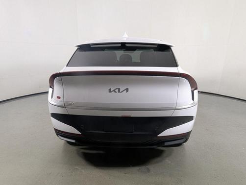 2025 Kia EV6 Light Long Range