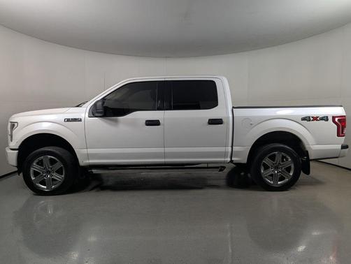 Oxford White 2017 Ford F-150 XLT