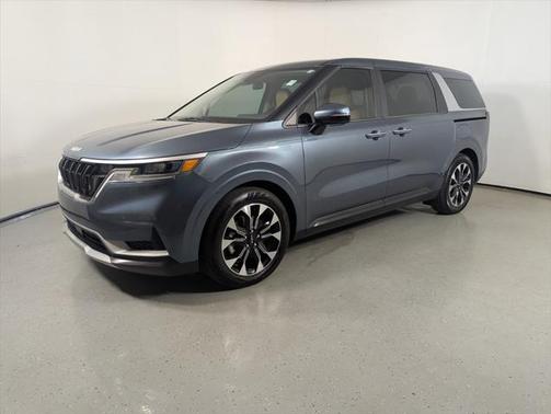 2024 Kia Carnival EX