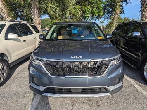 2024 Kia Carnival EX