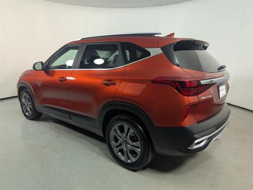2022 Kia Seltos S
