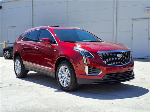 2026 Cadillac XT5 Luxury