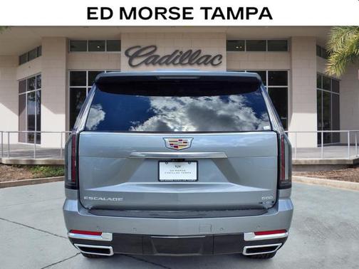 2026 Cadillac Escalade Luxury