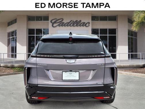 2025 Cadillac LYRIQ V