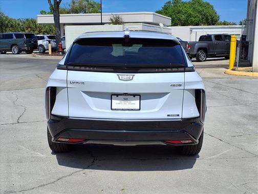 2026 Cadillac LYRIQ V