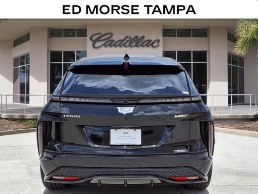 2026 Cadillac LYRIQ V Premium