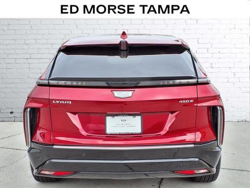 2024 Cadillac LYRIQ V