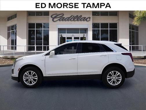 Crystal White Tricoat 2026 Cadillac XT5 Luxury