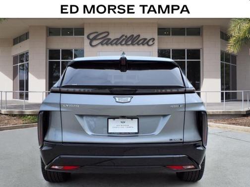 2025 Cadillac LYRIQ V