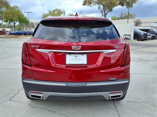 2026 Cadillac XT5 Premium Luxury