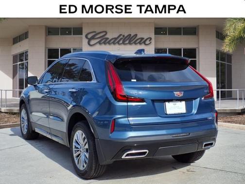 2025 Cadillac XT4 Premium Luxury