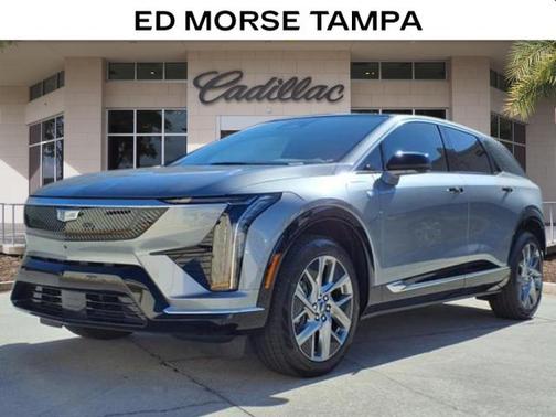 2025 Cadillac OPTIQ Luxury 1 AWD