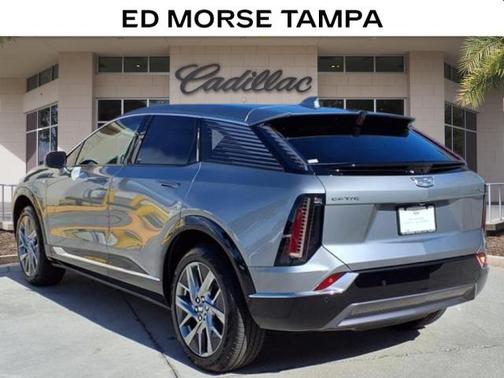 2025 Cadillac OPTIQ Luxury 1 AWD