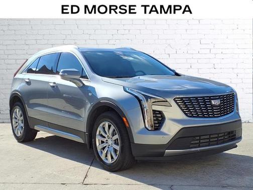 2023 Cadillac XT4 Premium Luxury