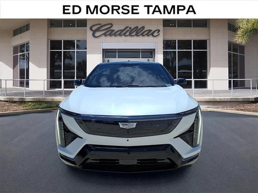 Vibrant White Tricoat 2026 Cadillac OPTIQ Sport