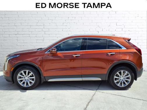 2021 Cadillac XT4 Premium Luxury