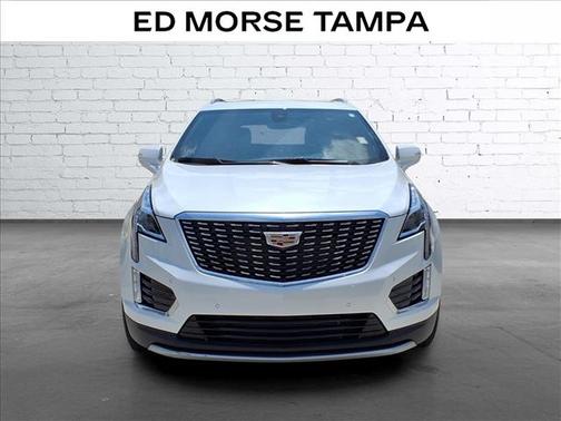 Crystal White Tricoat 2024 Cadillac XT5 Premium Luxury