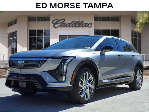 2025 Cadillac OPTIQ Luxury 2 AWD