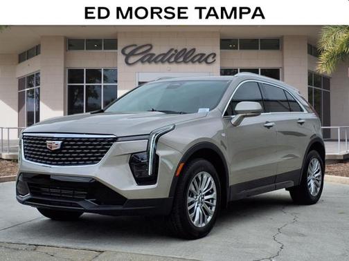 2025 Cadillac XT4 Premium Luxury