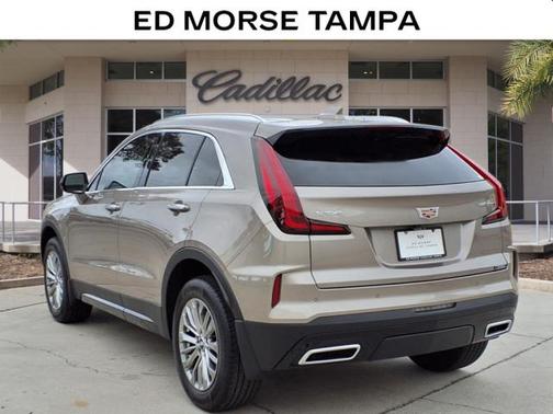 2025 Cadillac XT4 Premium Luxury
