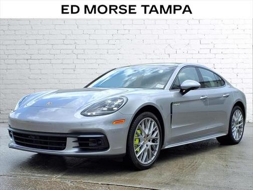 2019 Porsche Panamera 4