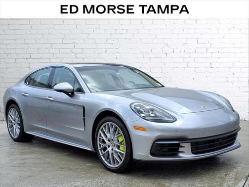 2019 Porsche Panamera 4