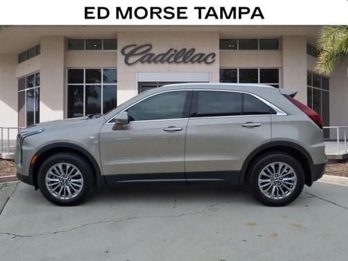 2025 Cadillac XT4 Premium Luxury
