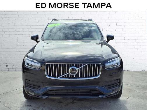 2021 Volvo XC90 T6 Momentum