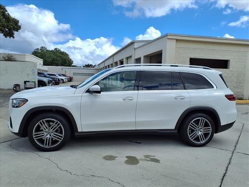2024 Mercedes-Benz GLS 450 4MATIC