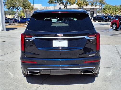 2021 Cadillac XT6 Premium Luxury FWD