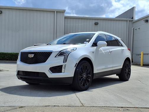 Crystal White Tricoat 2018 Cadillac XT5 Premium Luxury