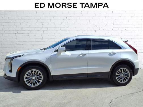 2024 Cadillac XT4 Premium Luxury