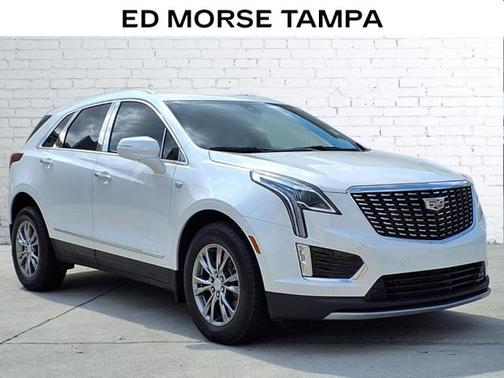 Crystal White Tricoat 2023 Cadillac XT5 Premium Luxury