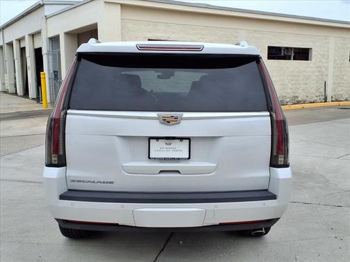 2020 Cadillac Escalade Premium Luxury