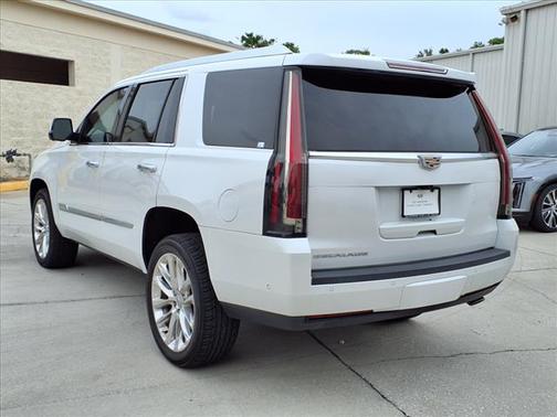 2020 Cadillac Escalade Premium Luxury