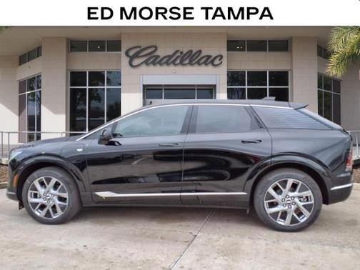 2025 Cadillac OPTIQ Luxury 1 AWD