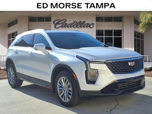 2025 Cadillac XT4 Premium Luxury