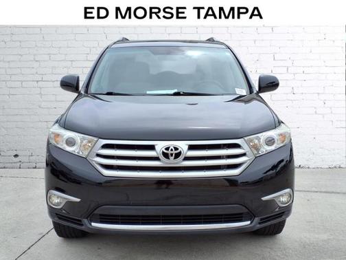 2013 Toyota Highlander SE