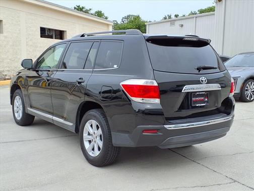 2013 Toyota Highlander SE