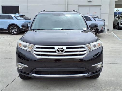 2013 Toyota Highlander SE