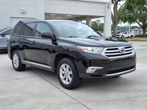 2013 Toyota Highlander SE