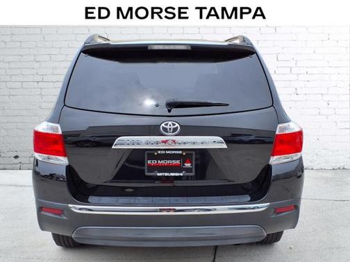 2013 Toyota Highlander SE