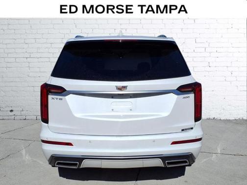 2024 Cadillac XT6 Premium Luxury FWD