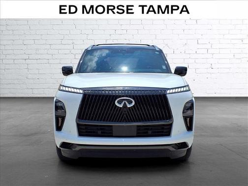 Radiant White/Black Obsidian 2025 INFINITI QX80 AUTOGRAPH AWD