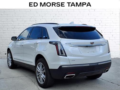 2024 Cadillac XT5 Sport